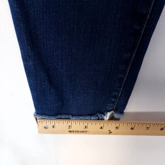 L'Agence Distress Jean Size 26 Womens Cropped Cuff Skinny Leg Mid-Rise USA Msde - Picture 11 of 13